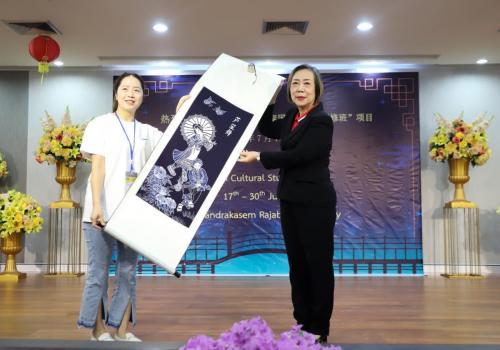 พิธีเปิดโครงการอบรม “Thai Cultural Study Course” ให้แก่นักศึกษาชาวจีน จำนวน 57 คน จาก 14 มหาวิทยาลัย